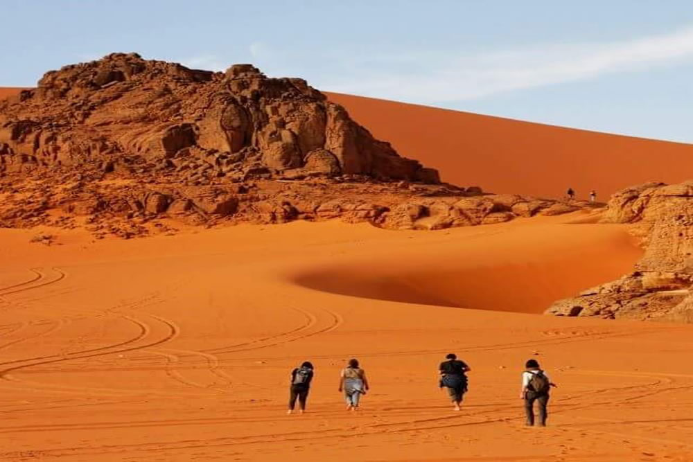 medium tourist from desert Merzouga marrakech