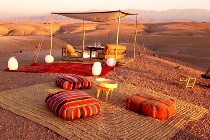 medium Tourist happy of OUARZAZATE marrakech