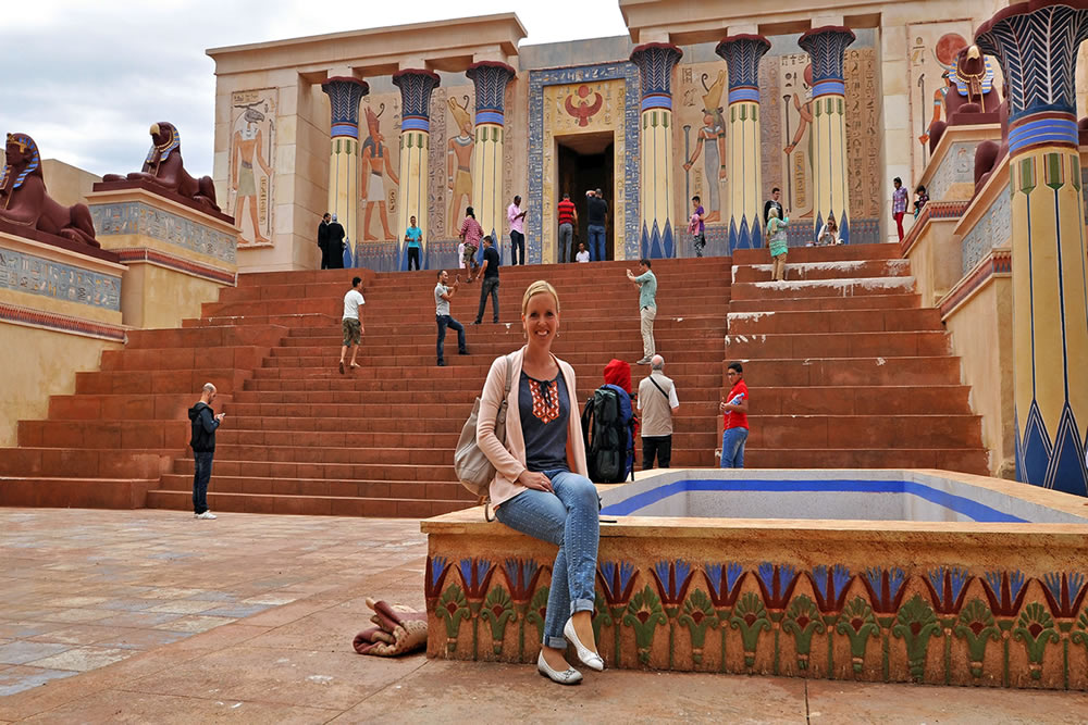 medium Tourist happy of OUARZAZATE marrakech